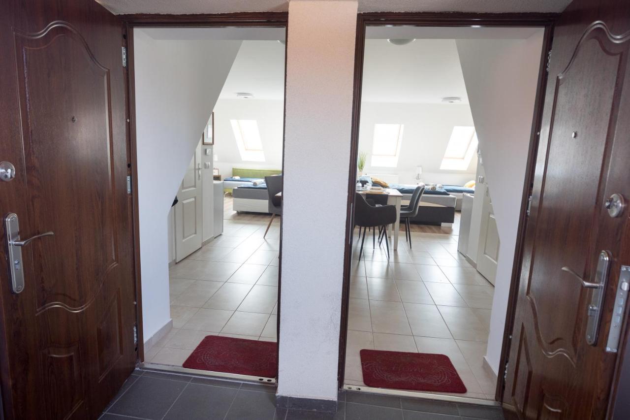 Kossuth Apartmanhaz Tata Exterior foto